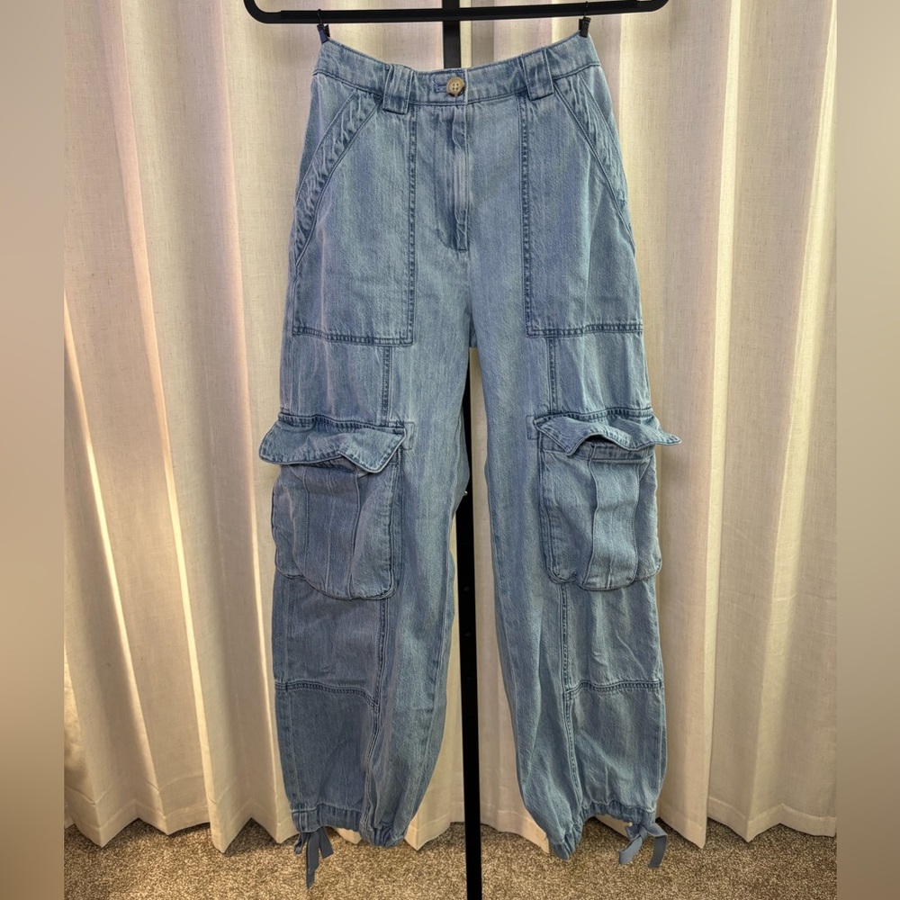 Abercrombie & Fitch Light Blue Cargo Jeans